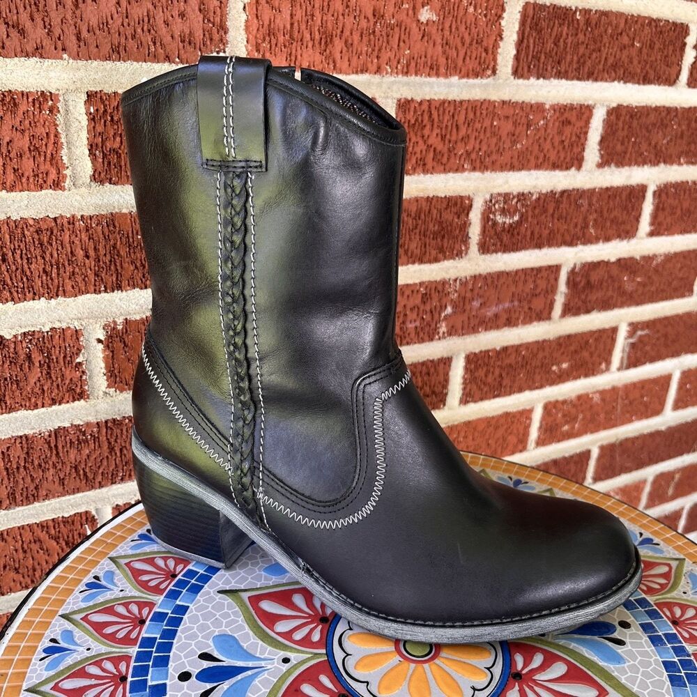 Hush Puppies Womens 10 Ankle Cowboy boots Black Leather Waterproof H506734